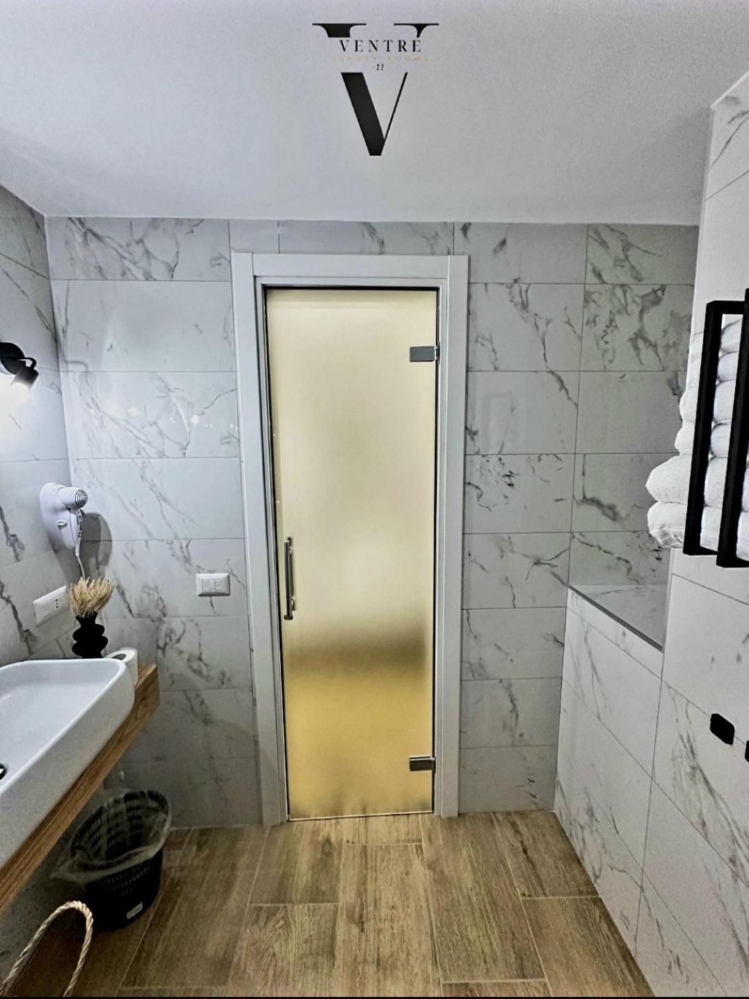 Ventre Luxury Rooms 나폴리 외부 사진