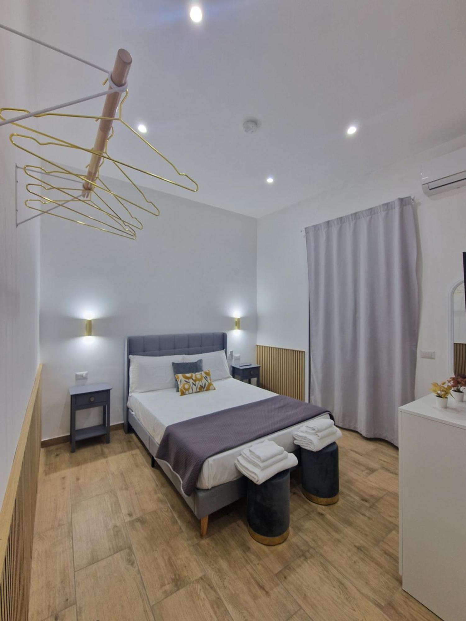 Ventre Luxury Rooms 나폴리 외부 사진